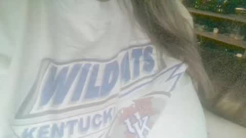 Snapshot of secret18slaveanon chatting on 02.12.25 Sunny online show from 02.12.25