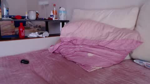 Snapshot of secret_8800 chatting on 02.25.25 Anna online show from 02.25.25