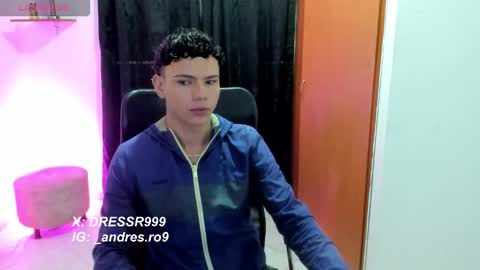 Snapshot of secret_justin chatting on 11.30.25 JUSTIN online show from 11.30.25