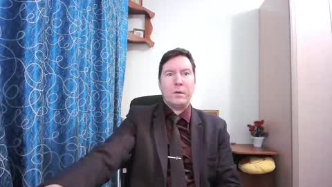 Snapshot of secret_lover_xxx chatting on 12.19.25 Secret lover XXX online show from 12.19.25