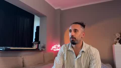 Secret Lovers online show from 06.16.26