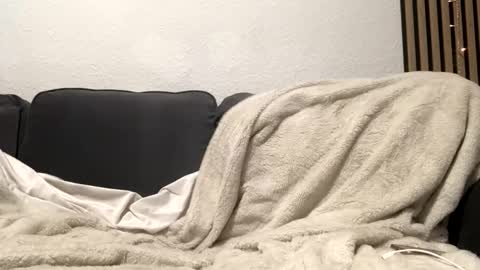 Snapshot of secretanni chatting on 11.07.25 Anni online show from 11.07.25