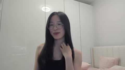Snapshot of secretgirlfriendxo chatting on 12.22.25 Angela online show from 12.22.25
