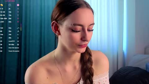 Lily online show from 04.29.26