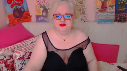 Snapshot of secretloverbbw chatting on 03.04.26 Alice online show from 03.04.26
