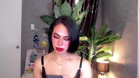 Snapshot of sectivedivadoll69x chatting on 12.11.24 xam online show from 12.11.24