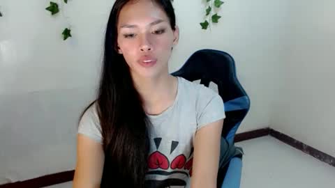 seducive_allea online show from 10.15.25