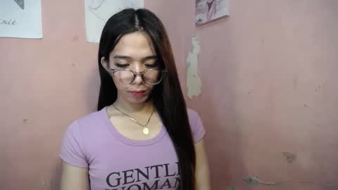 JUST CALL ME ABIA  online show from 02.17.25