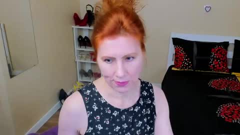 seductive_foxy_ online show from 04.25.26