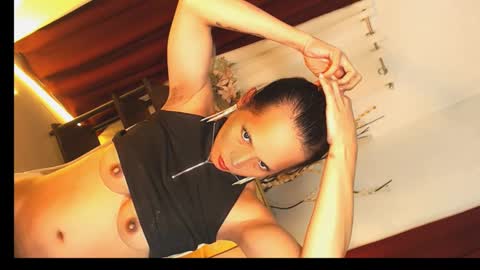 Snapshot of seductive_nicki chatting on 12.14.24 seductive_nicki online show from 12.14.24