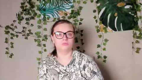 seductive_she_wolf online show from 10.27.25