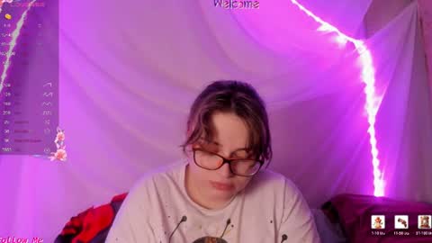 Snapshot of seductive_she_wolf chatting on 06.09.26 seductive_she_wolf online show from 06.09.26
