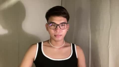 Snapshot of seductive_william chatting on 10.02.25 William online show from 10.02.25