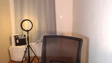 Deluxe online show from 09.20.25