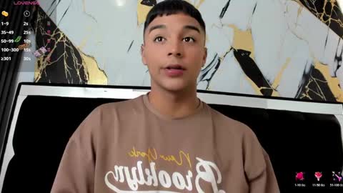 seductivo online show from 10.22.25