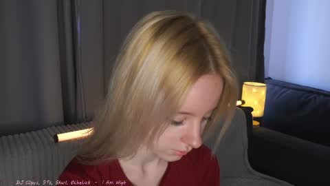 See Its honey bunny  im Lana online show from 07.22.26