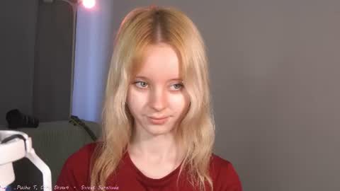 See Its honey bunny  im Lana online show from 07.27.26