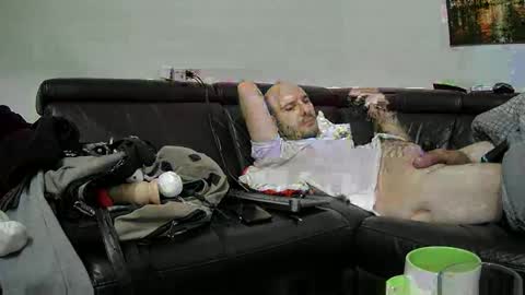 Snapshot of seeebi chatting on 12.28.24 Sebastian online show from 12.28.24