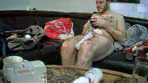 Snapshot of seeebi chatting on 12.29.24 Sebastian online show from 12.29.24