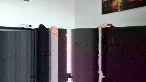 Snapshot of seeebi chatting on 09.25.25 Sebastian online show from 09.25.25