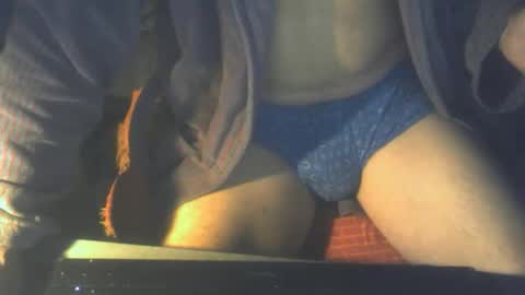 Snapshot of seigneurdc09 chatting on 09.24.25 seigneurdc09 online show from 09.24.25