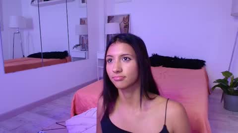 Snapshot of seiki_wong chatting on 10.01.25 Seik online show from 10.01.25