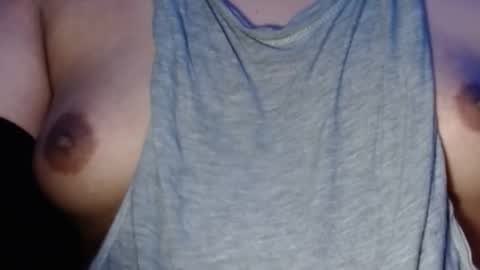 Snapshot of selda_ chatting on 12.24.24 Selda online show from 12.24.24