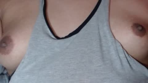 Snapshot of selda_ chatting on 01.14.25 Selda online show from 01.14.25