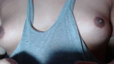 Snapshot of selda_ chatting on 01.25.25 Selda online show from 01.25.25