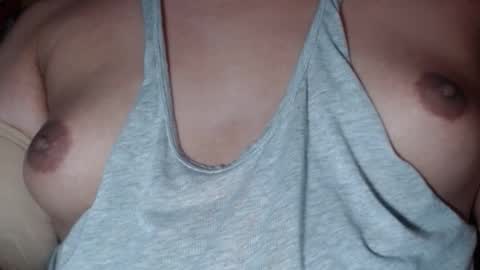 Snapshot of selda_ chatting on 01.26.25 Selda online show from 01.26.25