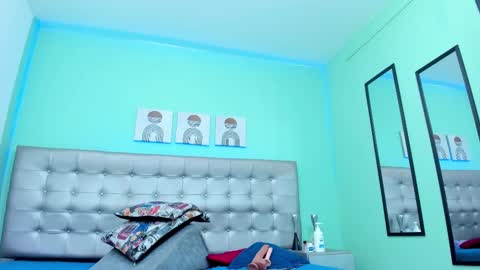 Selena online show from 02.26.25