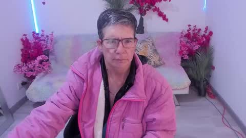 Selena online show from 09.17.25