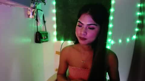 selena_fox2000 online show from 04.19.26