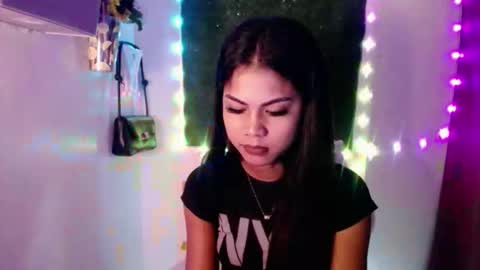 selena_fox2000 online show from 04.21.26