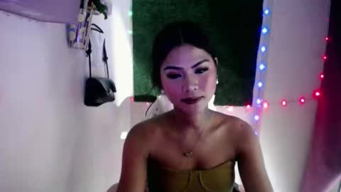 selena_fox2000 online show from 04.22.26