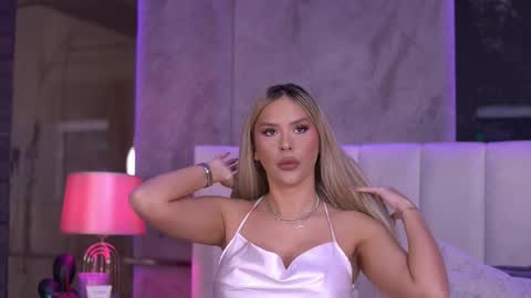 Selena online show from 01.13.26