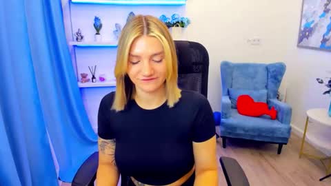 selenaemoore online show from 05.02.26