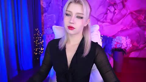 selenairis online show from 09.22.25