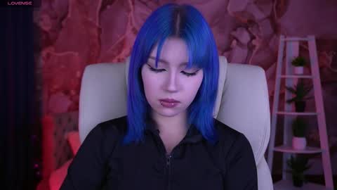 selenairis online show from 12.17.25