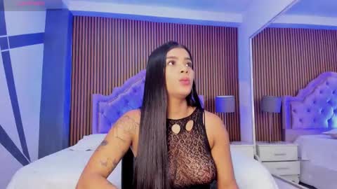 selenastonne online show from 09.12.25