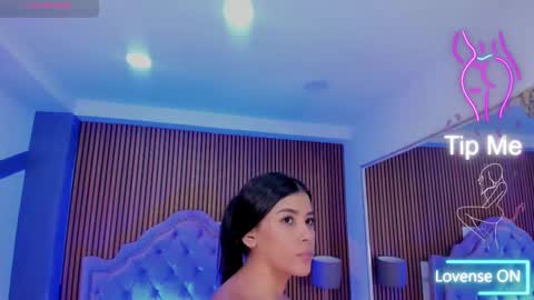 selenastonne online show from 10.05.25