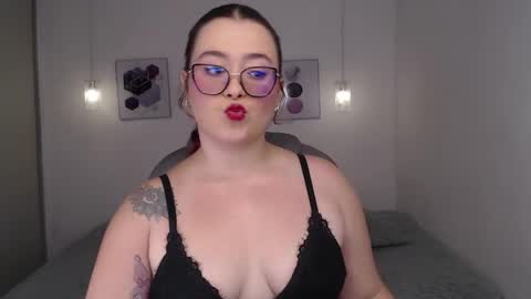 selene_rouse_ online show from 05.05.26