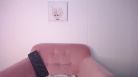 Snapshot of selene_swee chatting on 05.26.26 selene_swee online show from 05.26.26