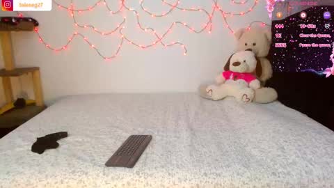 Selene G  online show from 02.27.26