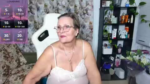 Snapshot of selenna57 chatting on 12.01.24 Selenna online show from 12.01.24