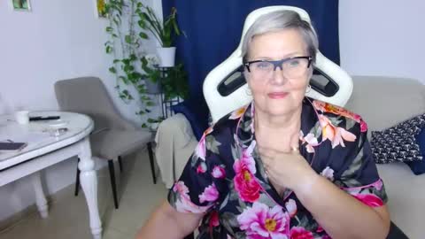 Snapshot of selenna57 chatting on 02.10.26 Selenna online show from 02.10.26