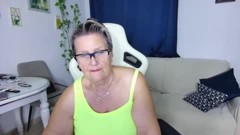 Snapshot of selenna57 chatting on 02.14.26 Selenna online show from 02.14.26