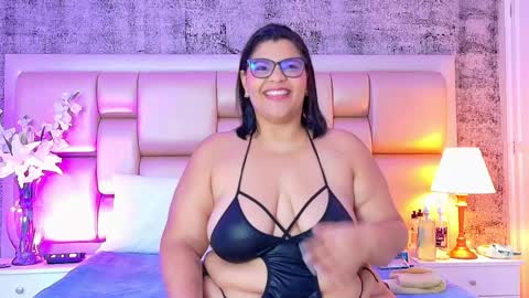 Selenna Cooper online show from 06.02.26