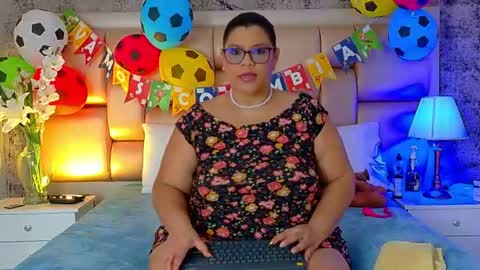Selenna Cooper online show from 06.18.26