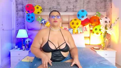 Selenna Cooper online show from 06.30.26